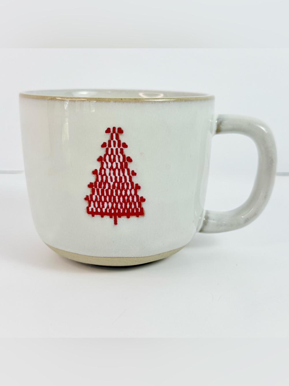 Hearth & Hand Magnolia 16 Oz Ceramic Coffee Cup Mug Red Christmas Tree NEW COND